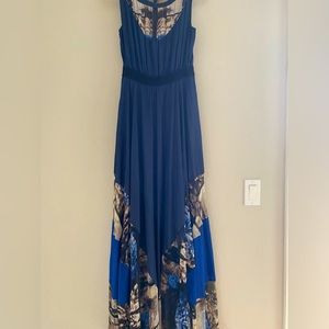 Unique BCBG maxi dress